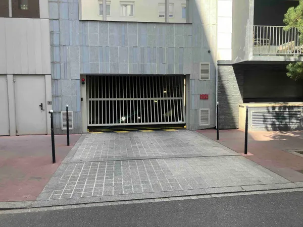 Parking 12 m²