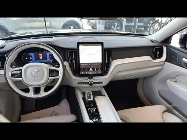 Volvo Xc60 t6 hybride rechargeable 335ch ultra style dark geartronic 8 awd — photo 4