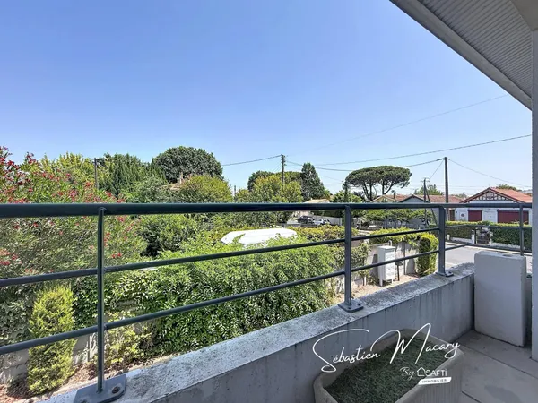 Villenave-d'Ornon - T3 meublé avec balcon et box fermé