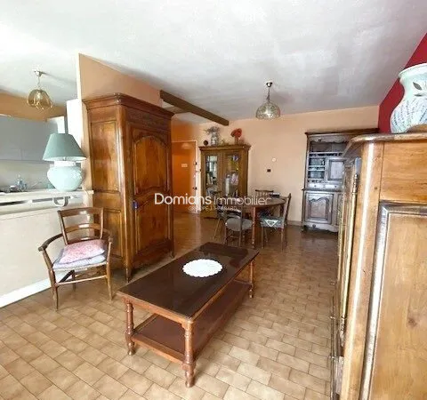 A VENDRE - PERPIGNAN - APPARTEMENT T3 AVEC LOGGIA ET GARAGE
