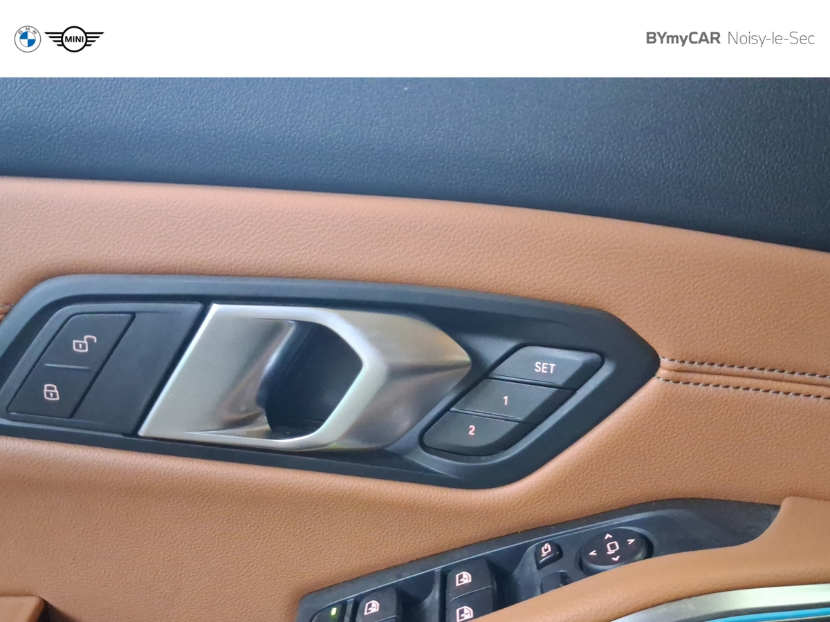 BMW Touring 330e xDrive 292 ch BVA8 — photo 22