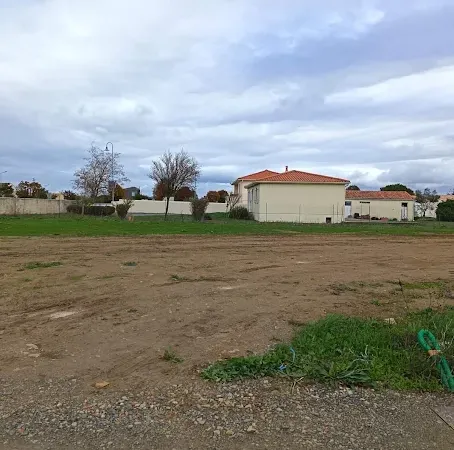 Terrain 371 m²