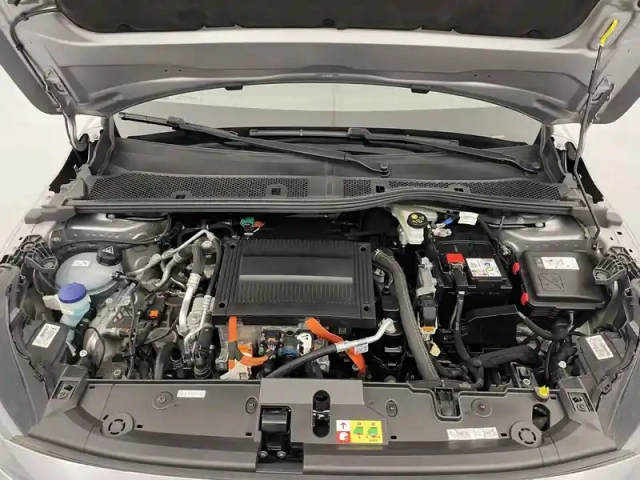 Peugeot 208 electrique 50 kwh 136ch — photo 21