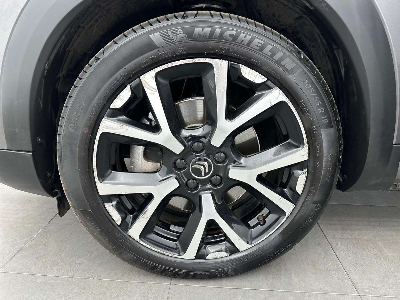 Citroën C5 Aircross hybride rechargeable 225 s&s e-eat8 shine pack — photo 16