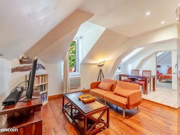 T2 36m2 Carrez/ 45m2 au sol + cave - DPE C - Entre mairie et thermes 139500