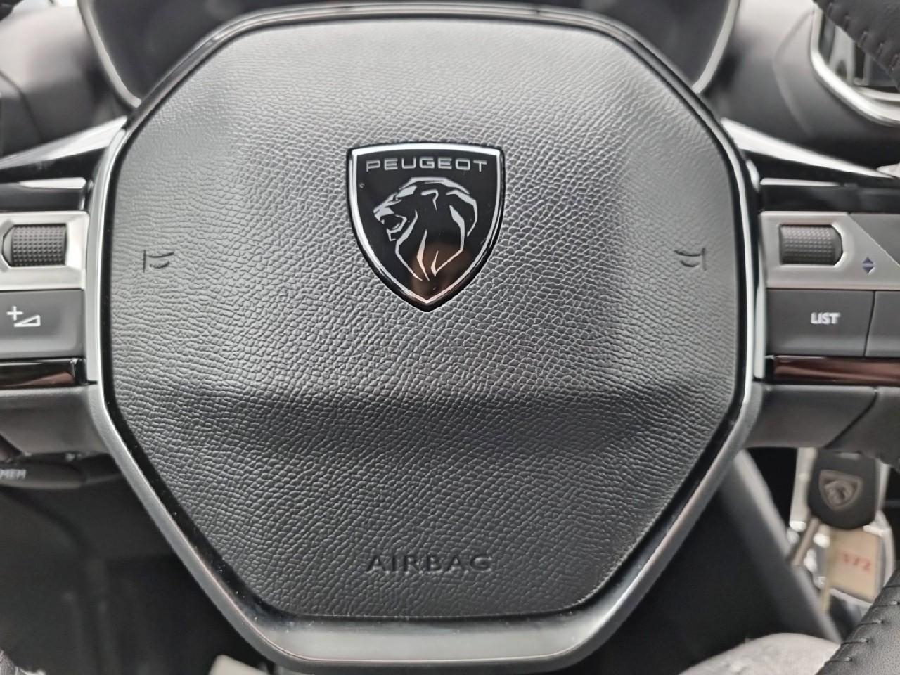 Peugeot 208 100 s&s bvm6 style — photo 25
