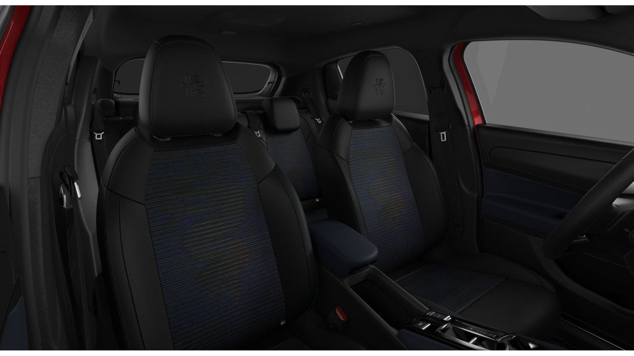 Alfa Romeo Junior 1.2 Ibrida 145 ch e-DCT6 — photo 6