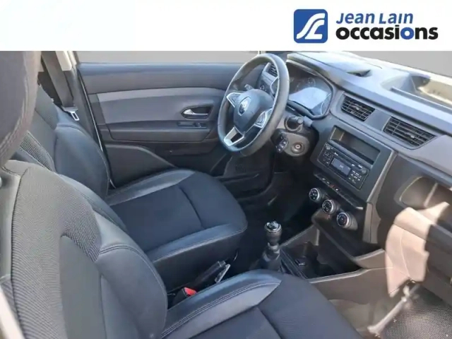 Renault Express Van blue dci 95 — photo 18