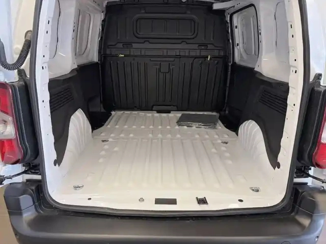 Peugeot Partner fourgon m 650 kg bluehdi 100 s&amp;s bvm6 — photo 6