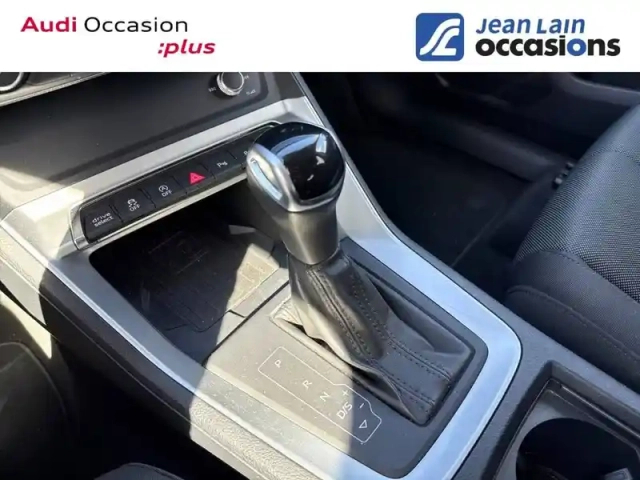 Audi Q3 45 tfsi 230 ch s tronic 7 quattro — photo 13