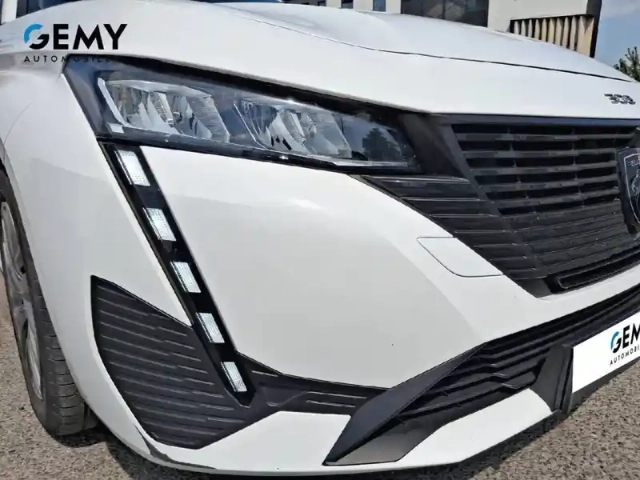 Peugeot 308 puretech 110ch s&amp;s bvm6 — photo 17