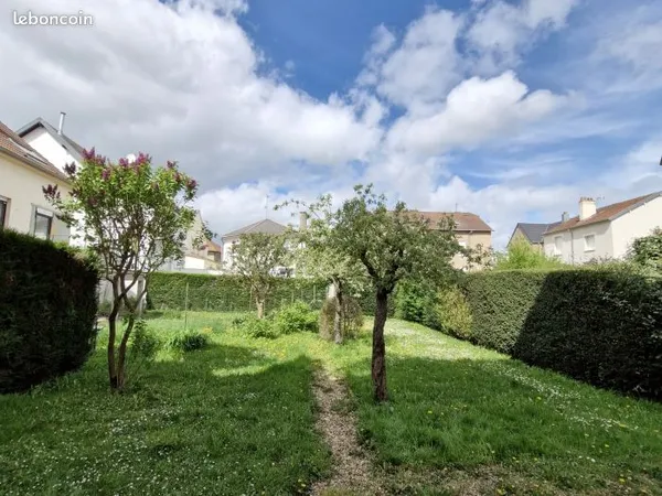 Propriété 6 pièces 130 m²
