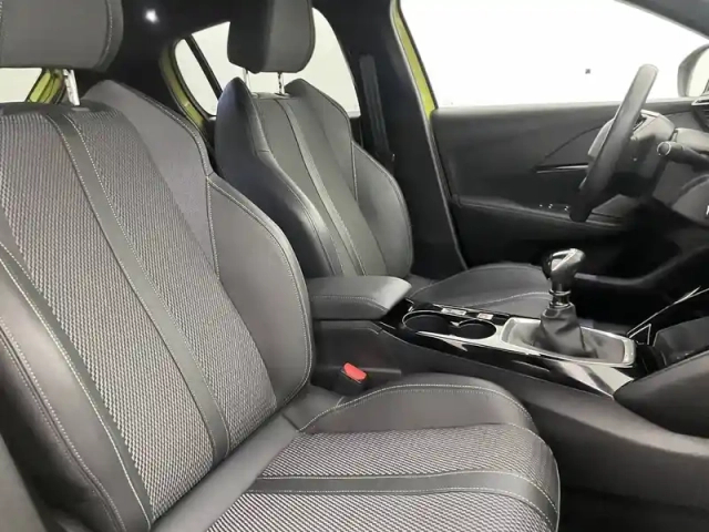 Peugeot 208 puretech 100 s&amp;s bvm6 — photo 27
