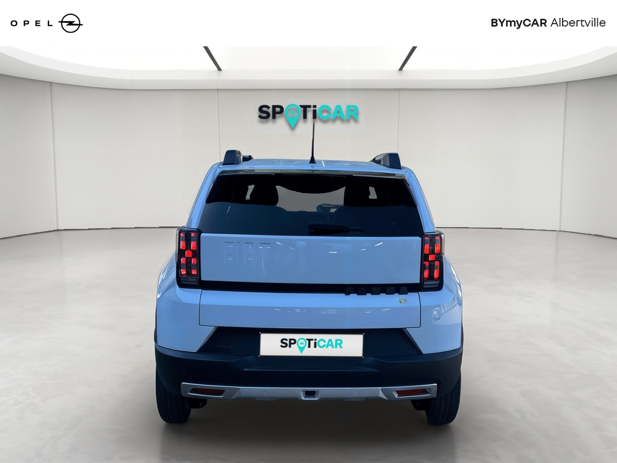 Fiat Grande Panda T-Gen 3 1.2 Essence Turbo 100 ch BVM6 — photo 4