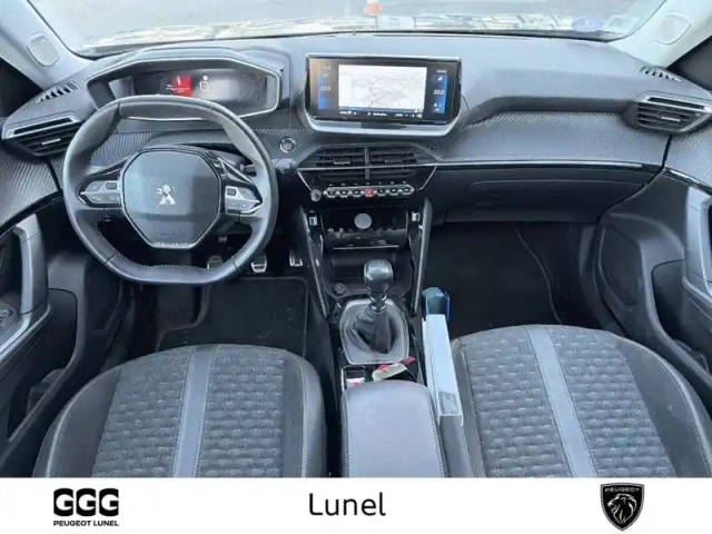 Peugeot 2008 puretech 130 s&amp;s bvm6 — photo 8