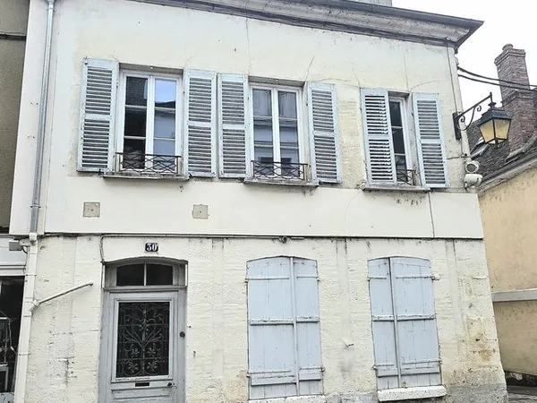 Maison de ville 10 pièces 180 m²