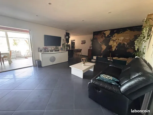 Maison avec terrain