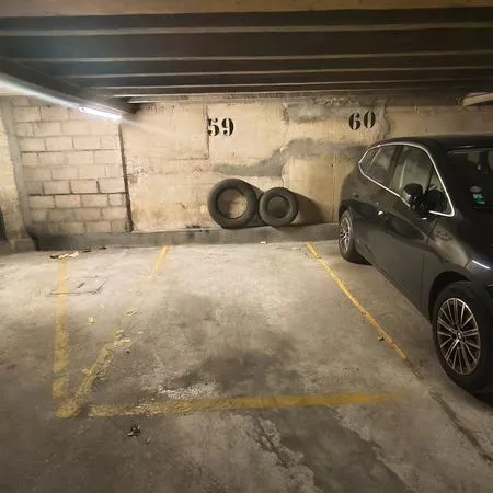 À louer - Place de parking | Paris 16e - Rue Chardon Lagache