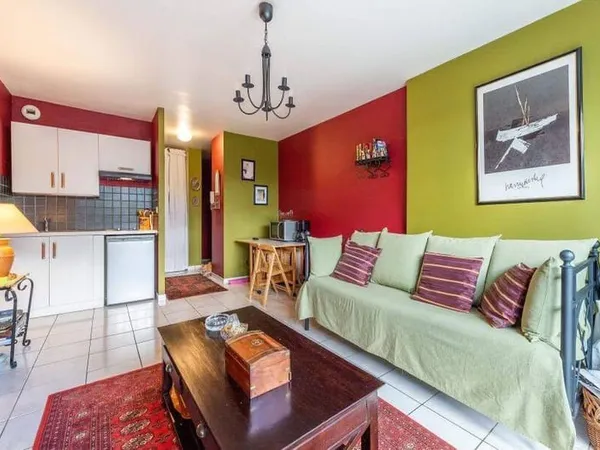 Studio 1 pièce 28 m²