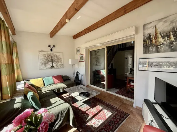 Ravissante maison individuelle avec cour et jardin Saint Pierre la Mer