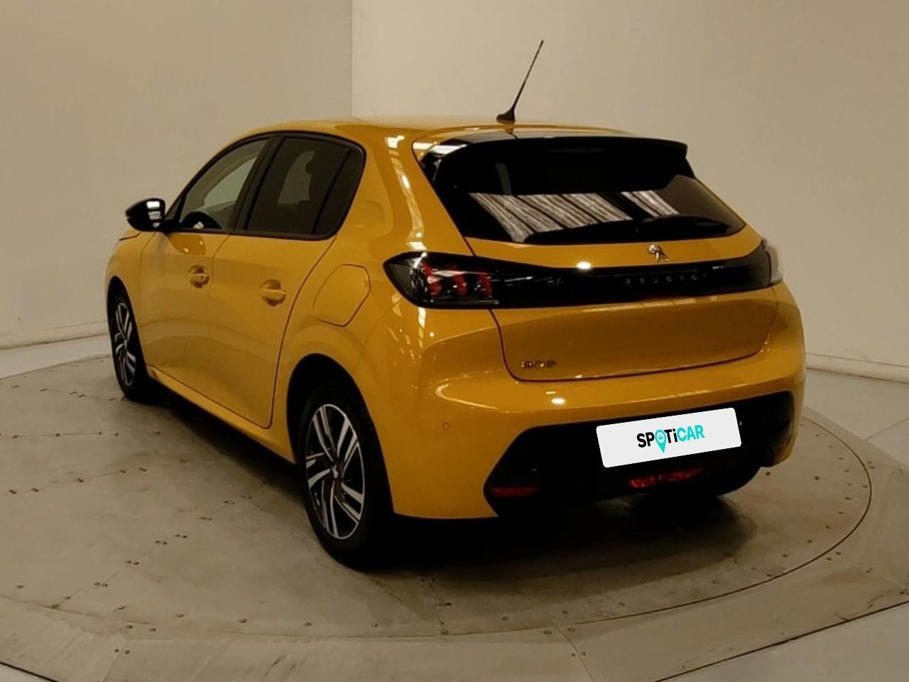 Peugeot 208 puretech 100 s&s bvm6 allure — photo 3