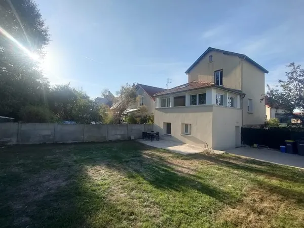 Maison 2 pièces 53 m²
