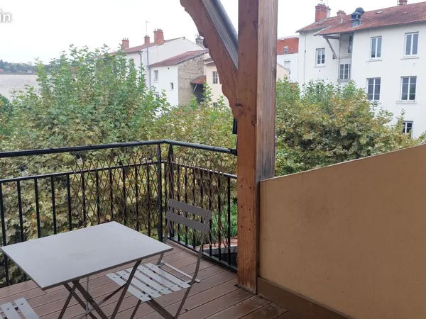 Lyon 9e - Valmy - Duplex meublé 3 pièces avec terrasse et climatisation