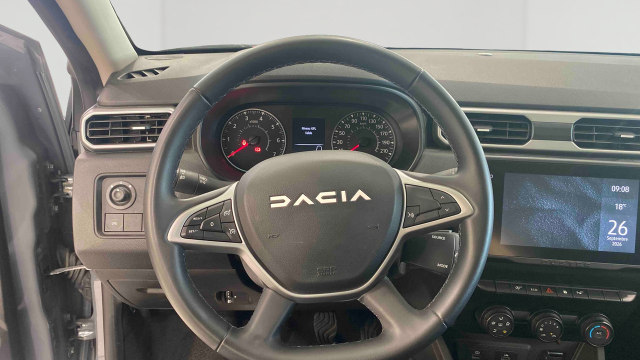 Dacia Duster ECO-G 100 4x2 — photo 10