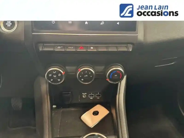 Renault Captur tce 100 — photo 14