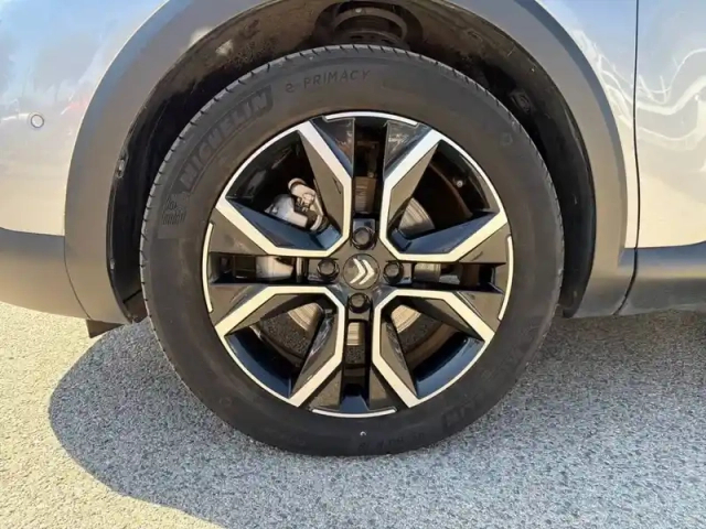 Citroën C4 e- 136 ch automatique — photo 10