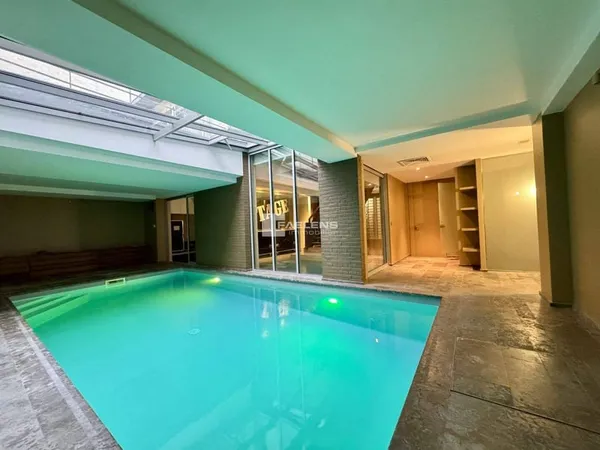Maison 5 pièces 435 m²
