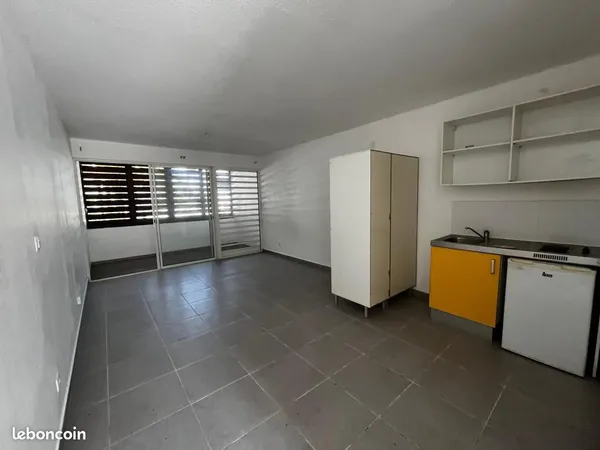 Studio 1 pièce 29 m²