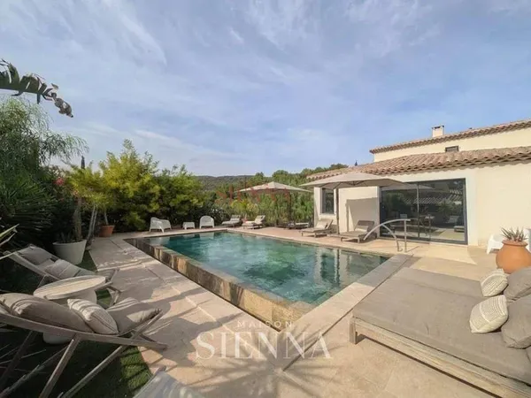 Villa 5 pièces 182 m²