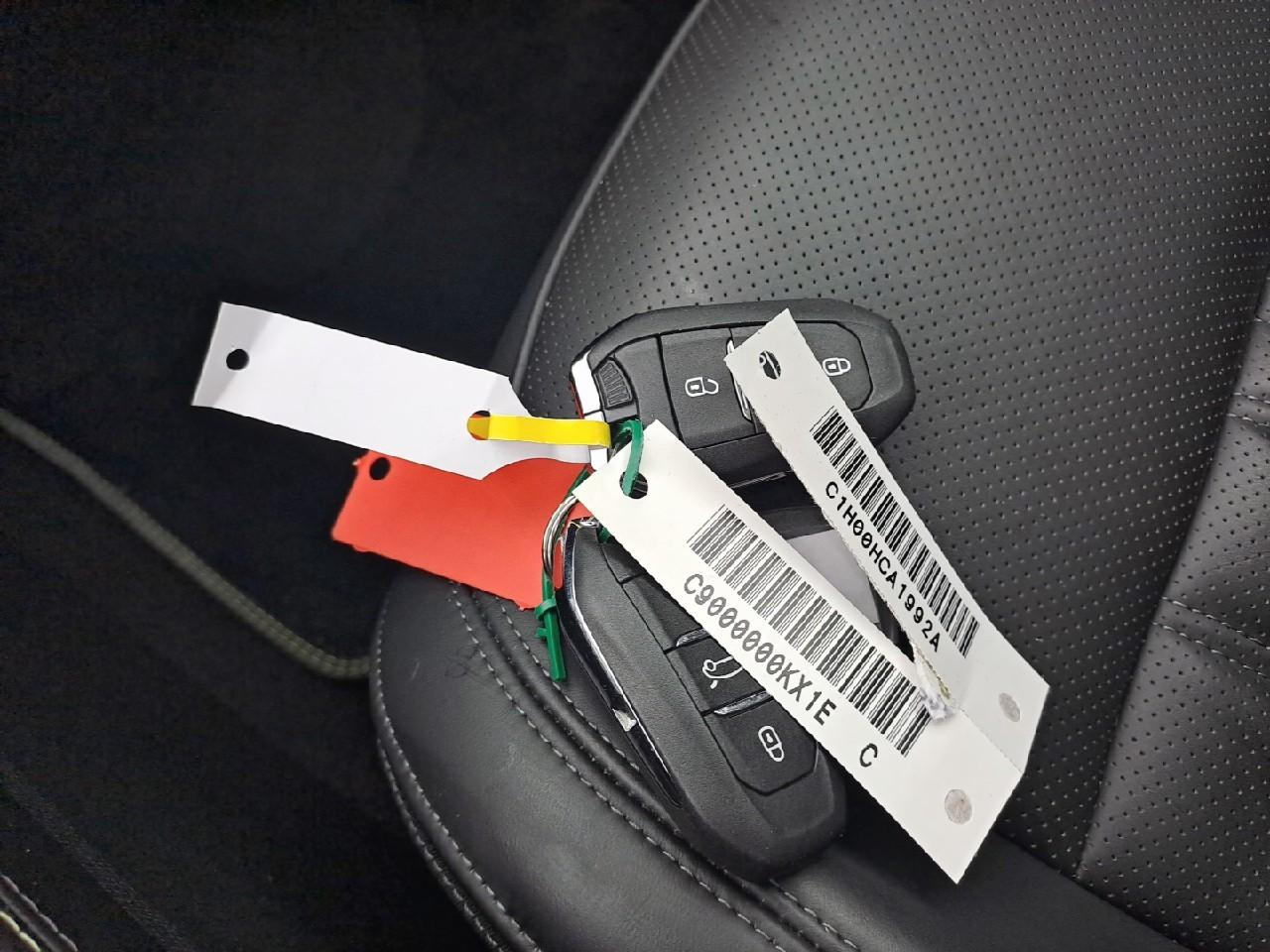Peugeot 408 puretech 130 ch s&s eat8 gt — photo 28