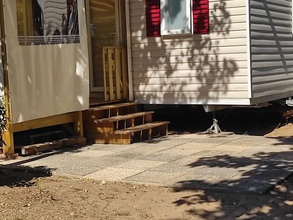 Mobil home année 2018 de 40m² sur camping naturiste