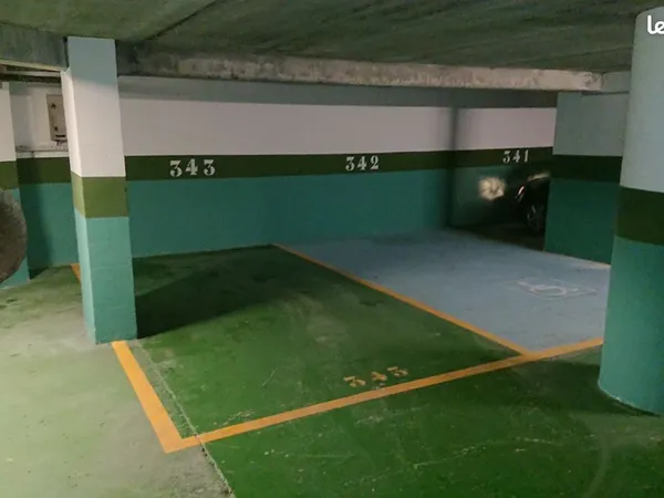 Parking Place Dupuy