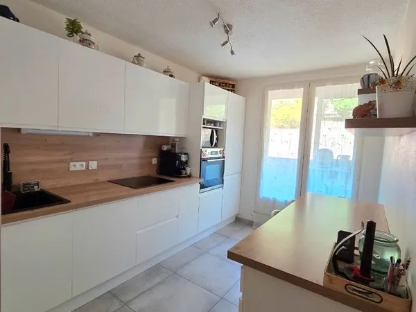 🔥 COUP DE CŒUR - T4 DE 83 m² RÉNOVÉ - DPE D - GARAGE + BALCON 🔥