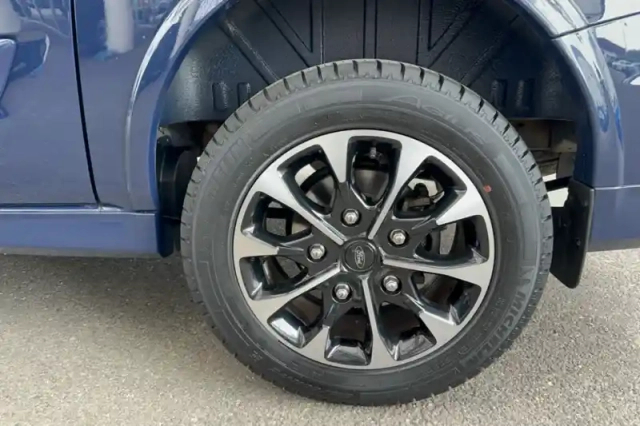Ford Transit custom ca 320 l1h1 2.0 ecoblue 170 bva — photo 25