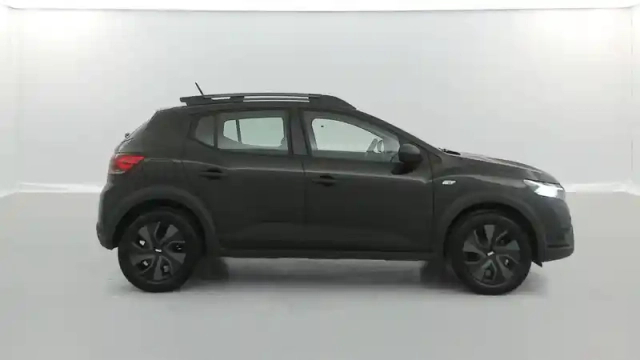 Dacia Sandero eco-g 100 gsr2 — photo 15
