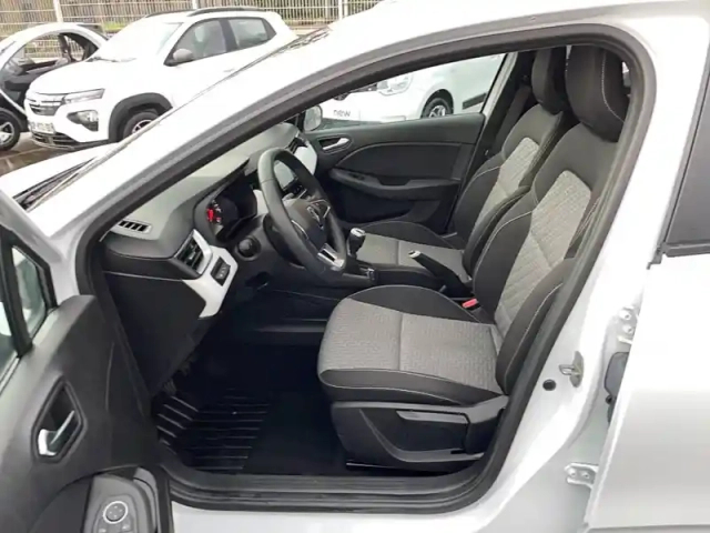 Renault Clio tce 90 — photo 30