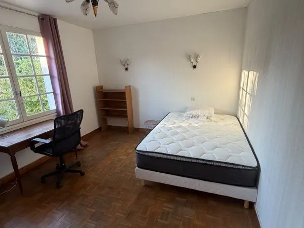 🏡 Colocation étudiante - Maison meublée 141 m² avec jardin - Angers Saint-Léonard