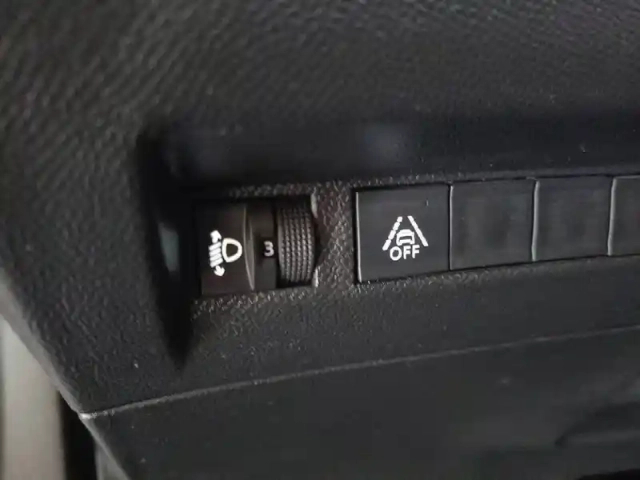 Peugeot 2008 bluehdi 130 s&amp;s eat8 — photo 60