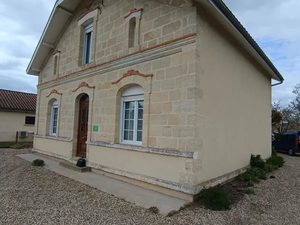 Maison Vente Saint-Médard-de-Guizières 6p 121m² 219450€