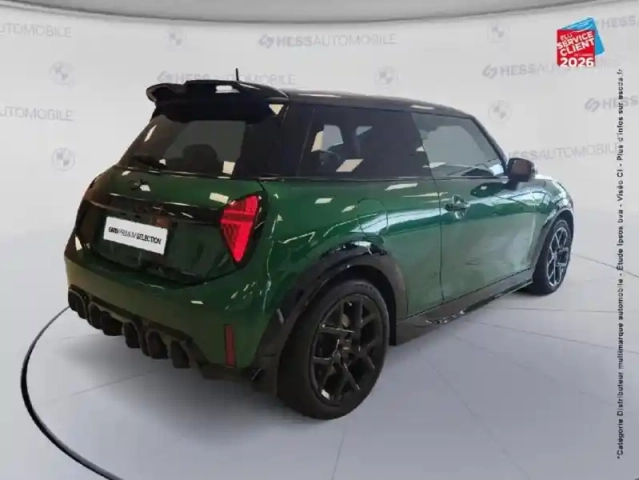 Mini Cooper 3 portes s 204ch jcw dkg7 — photo 6