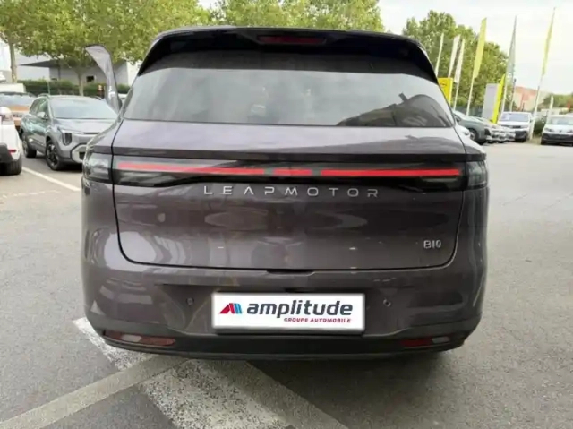 Leapmotor B10 bev 218ch pro max 67,1 kwh design — photo 6