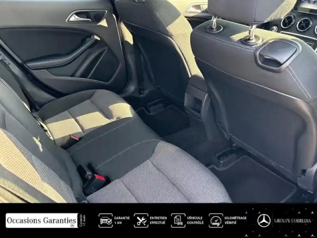 Mercedes Gla 180 122ch intuition euro6d-t — photo 8