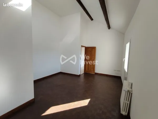 Maison 5 pièces 330 m²