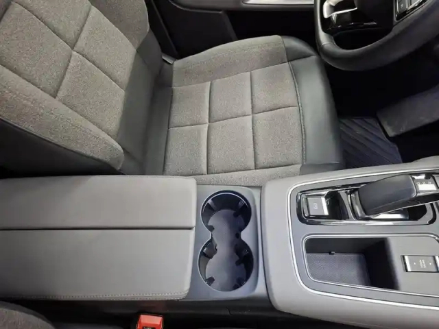 Citroën C5 Aircross hybride rechargeable 225 s&amp;s e-eat8 — photo 33