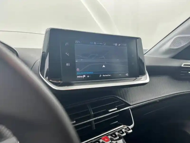 Peugeot 208 puretech 75 s&amp;s bvm5 — photo 81