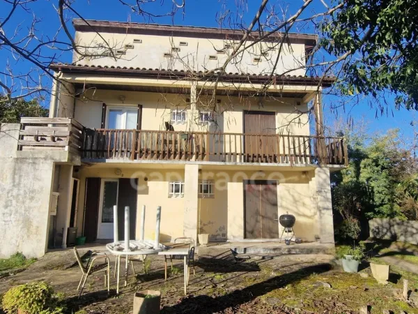 Immeuble de rapport 7 pièces 105 m²